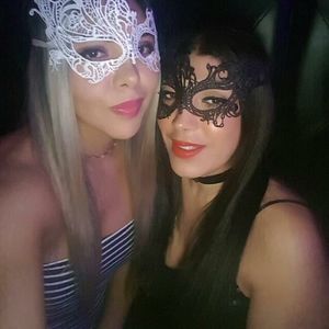 Meet your Posher, Julia